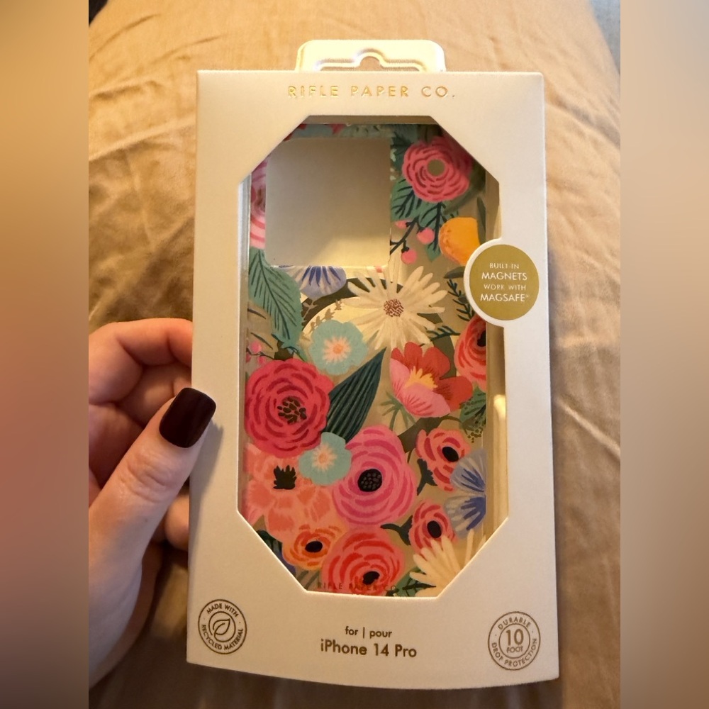 NIB IPHONE 14 PRO Rifle Paper Co. MagSafe Floral Case